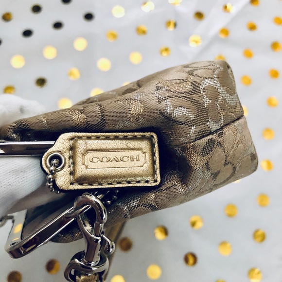 Coach wristlet - Picture 2 of 4
